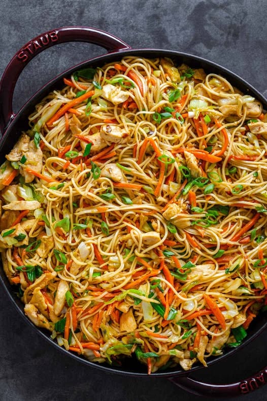 Mix Veg Chowmin — Chownim/Thukpa